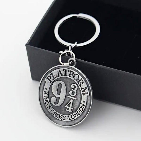 Harry Potter 9 & 3/4 Keychain